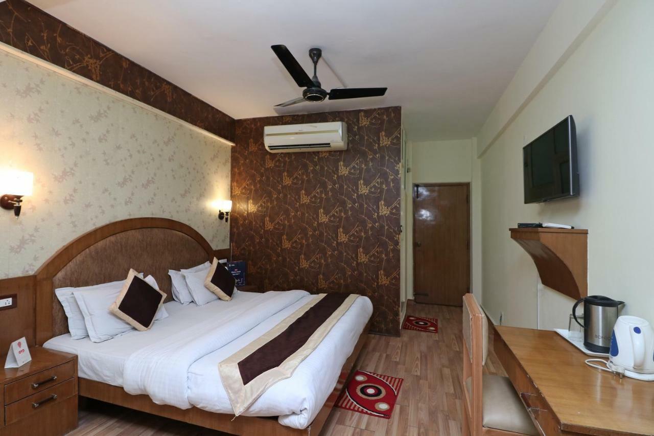 دهرادون Oyo 1822 Hotel Ambassador المظهر الخارجي الصورة